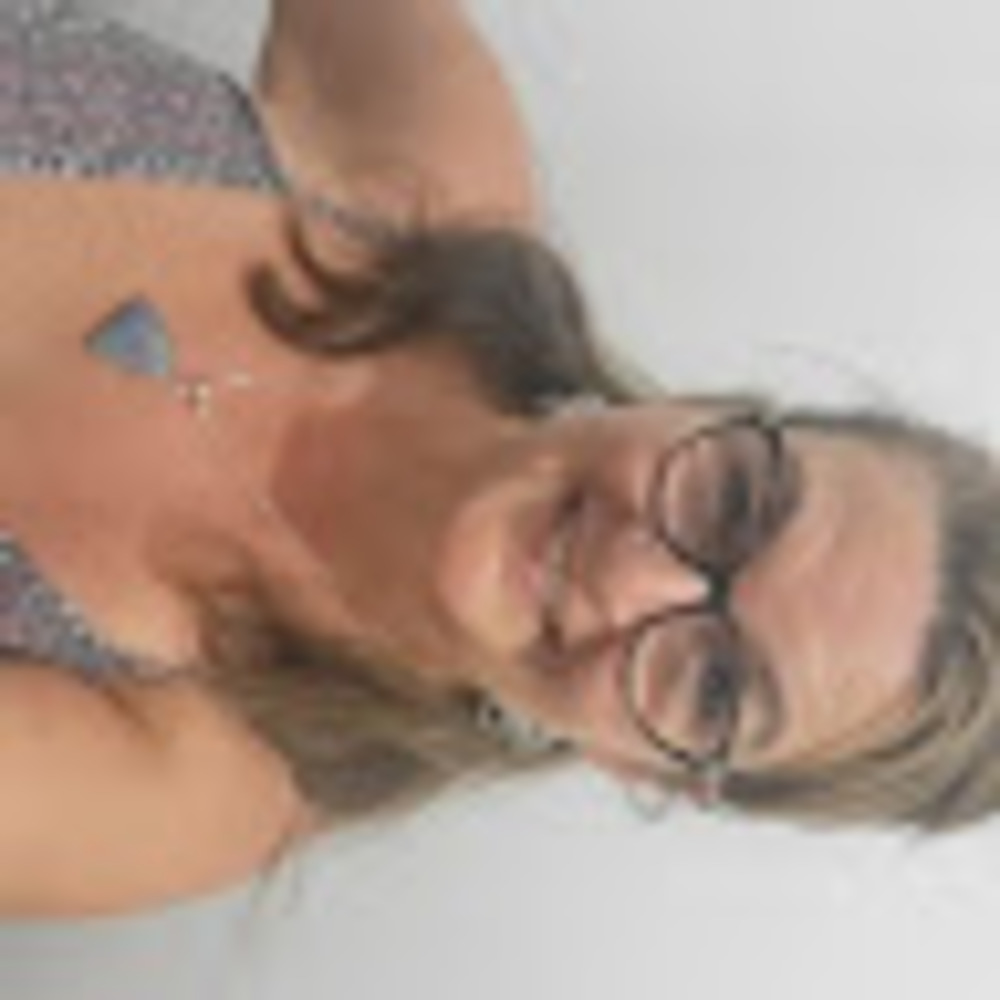 Meet your Posher, Vivian